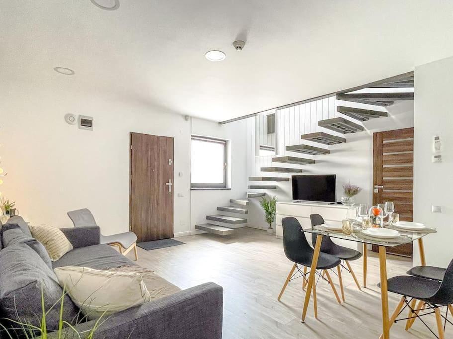 Ultracentral Modern Apartment Târgu-Mureş Exterior foto