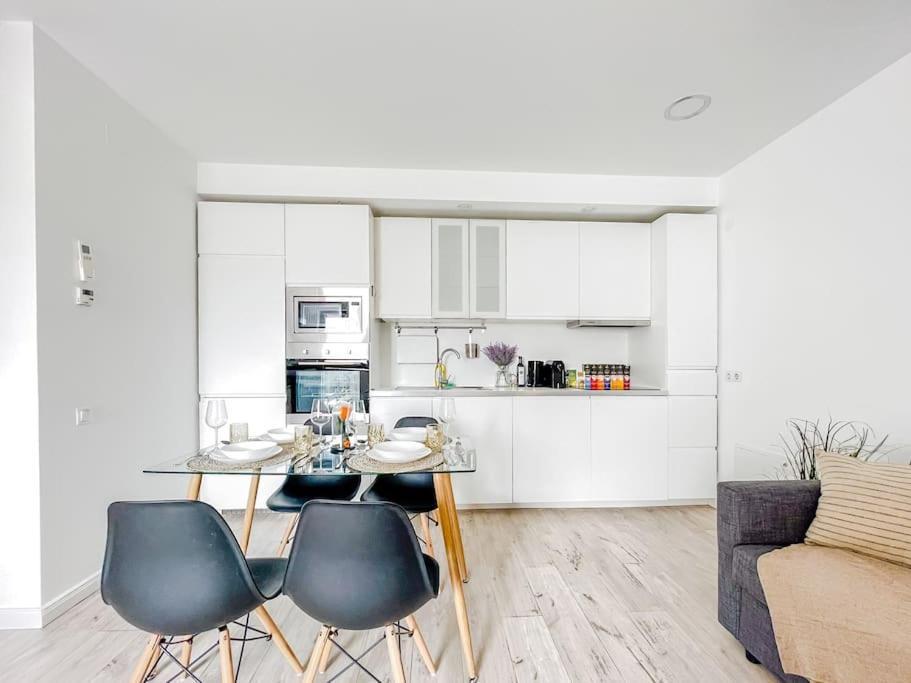 Ultracentral Modern Apartment Târgu-Mureş Exterior foto