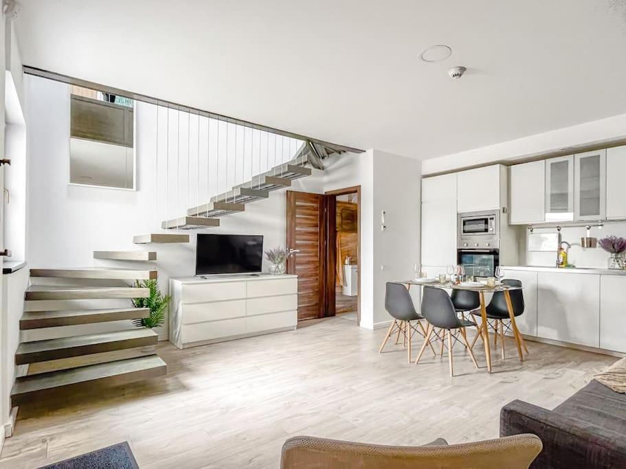 Ultracentral Modern Apartment Târgu-Mureş Exterior foto